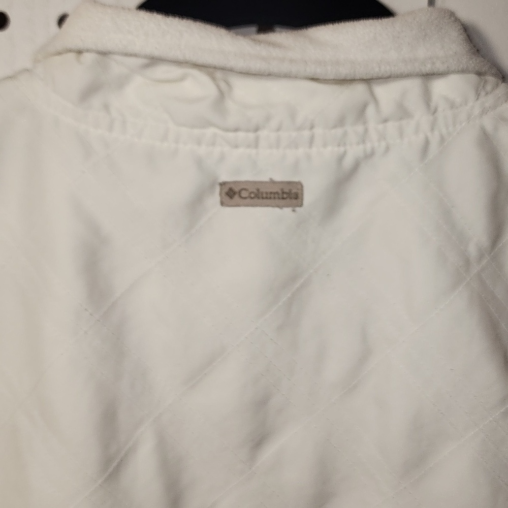 Columbia size PM White Vest Full Zip Lightweight - Picture 7 of 7